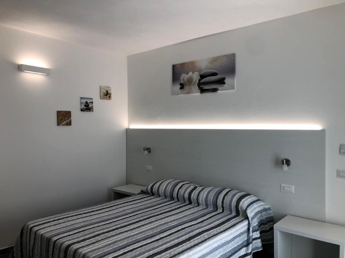 Longevity Hotel Tortolì Buitenkant foto