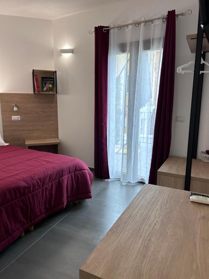 Longevity Hotel Tortolì Buitenkant foto