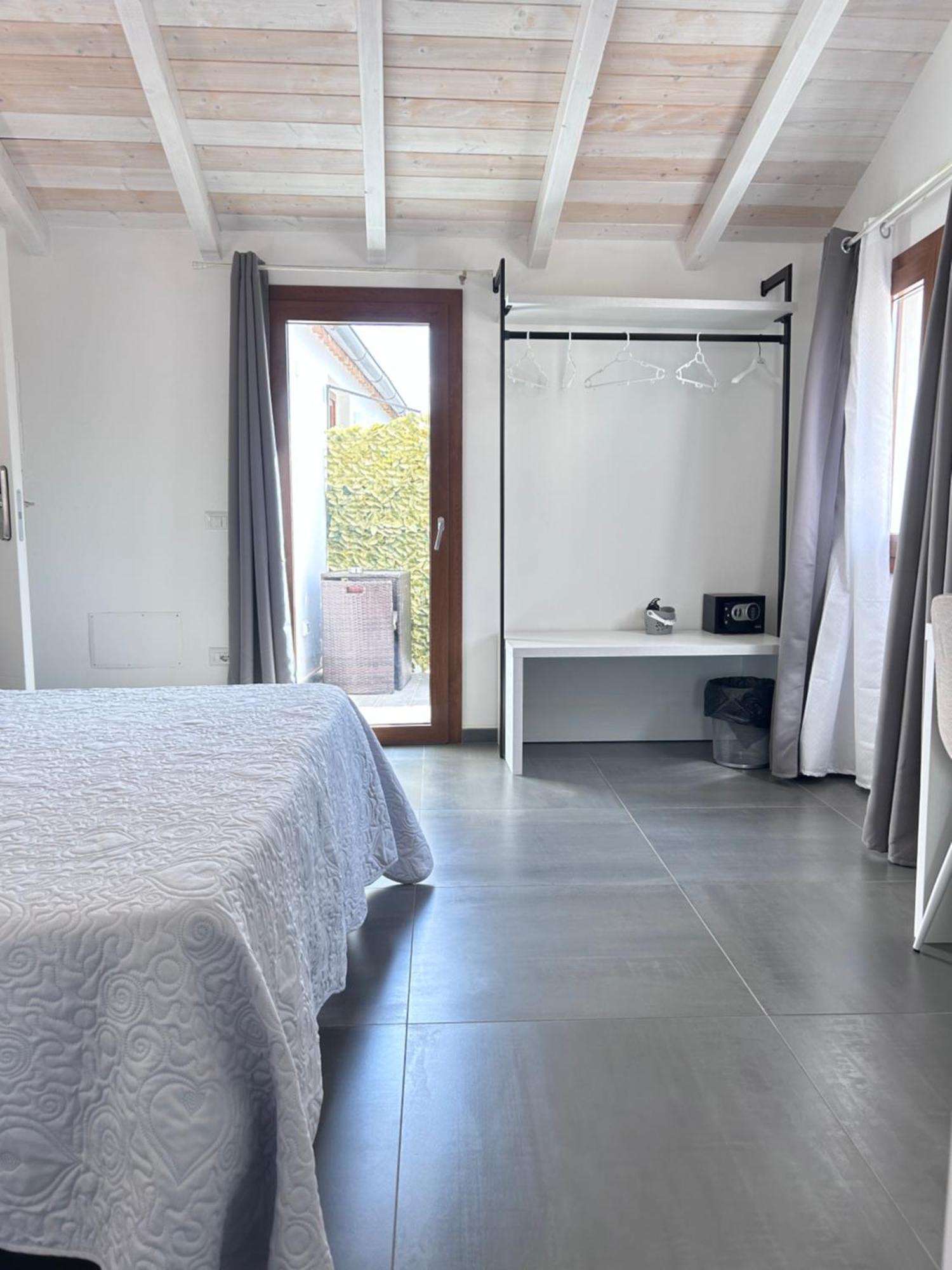 Longevity Hotel Tortolì Buitenkant foto