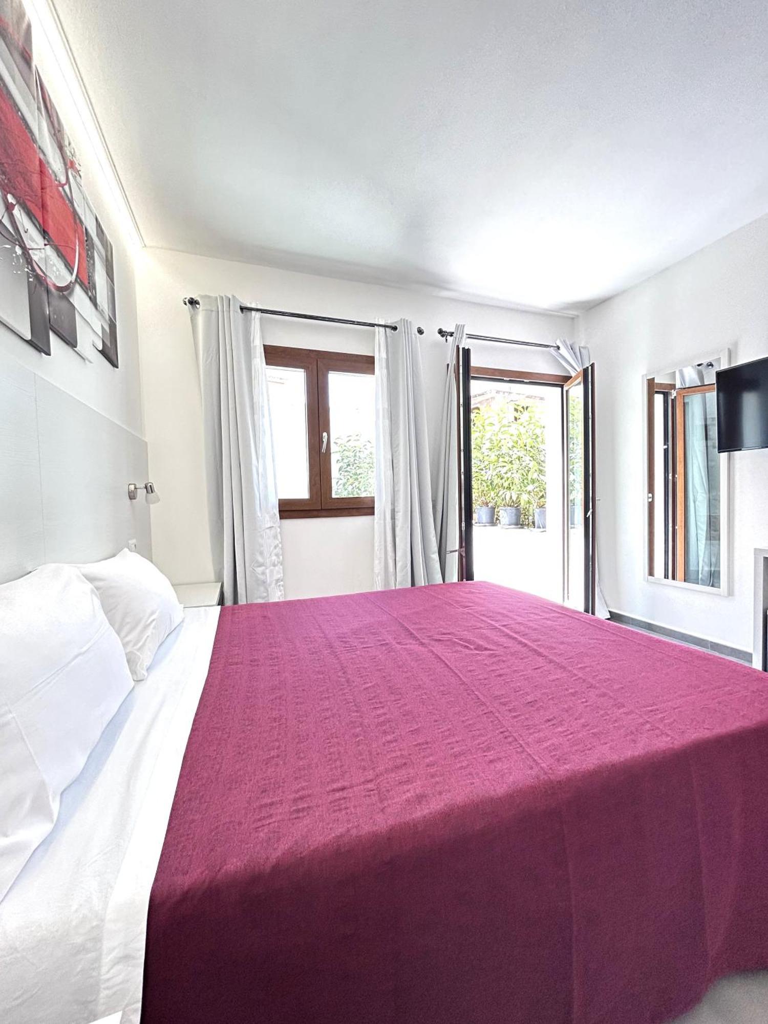Longevity Hotel Tortolì Buitenkant foto
